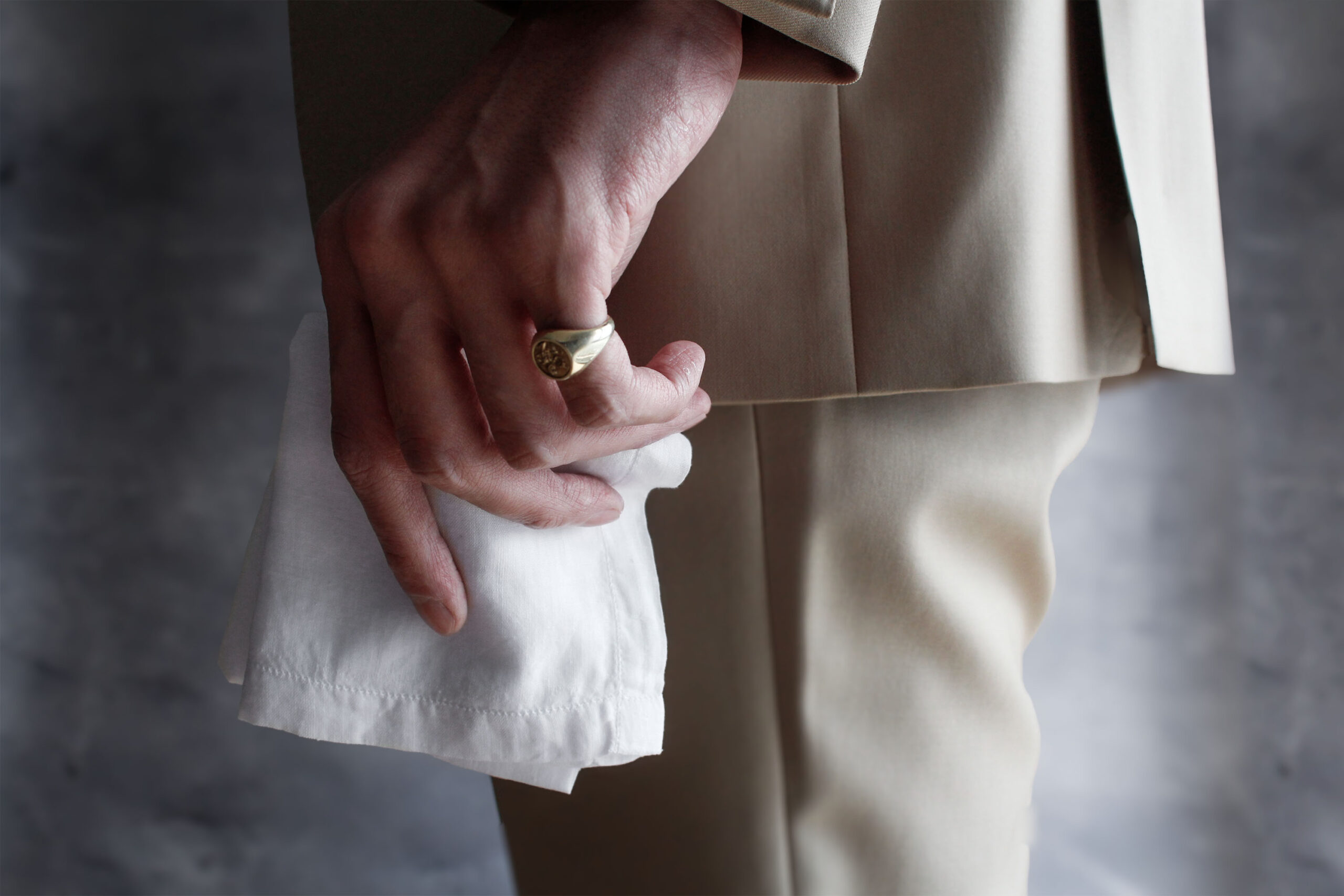 結婚式で白いハンカチは必要？選び方・おすすめ商品を紹介